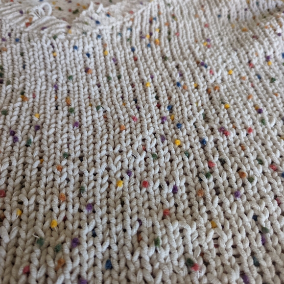 Adora Distressed Cropped Knit Sweater Size Small - Picture 4 of 7